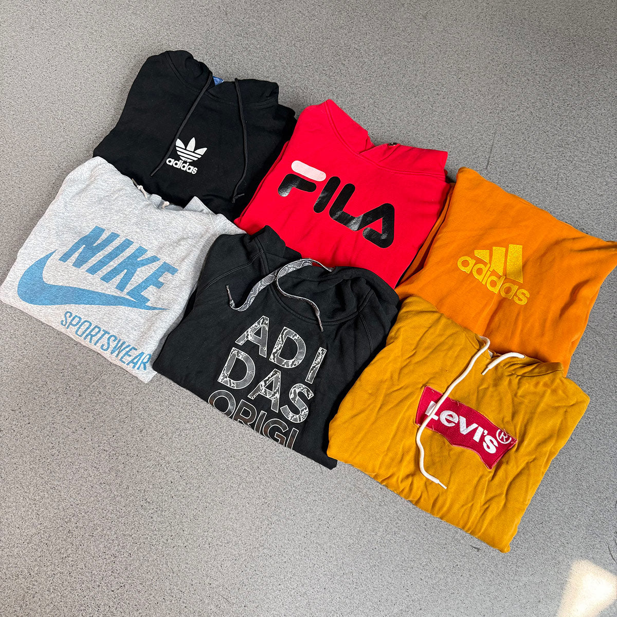 25 sudaderas vintage de segunda mano para hombre