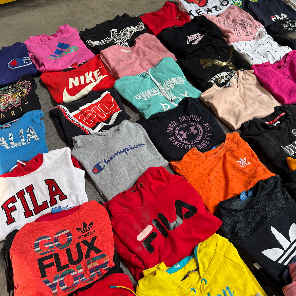 25 sudaderas vintage de segunda mano para hombre