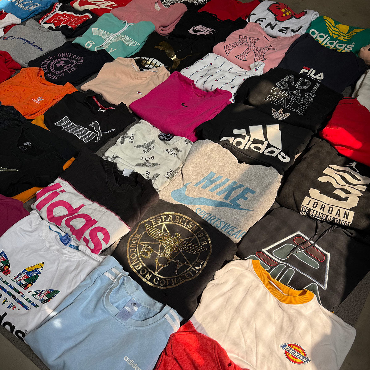 25 sudaderas vintage de segunda mano para hombre